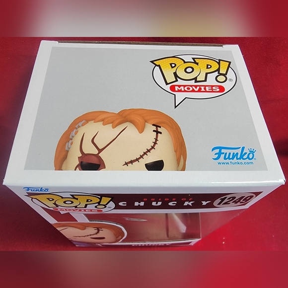 Chucky funko # 1249 (nib) with pop protector - Picture 4 of 7
